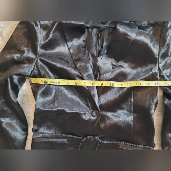 BCBGMaxAzria Black Satin Tassel-Tie Blazer Jacket, Size XXS - Picture 9 of 12